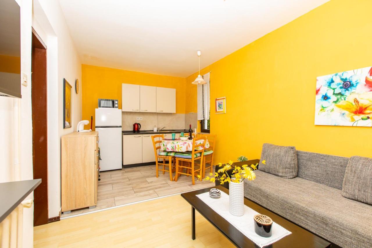 Apartman Kovac Malinska Eksteriør bilde